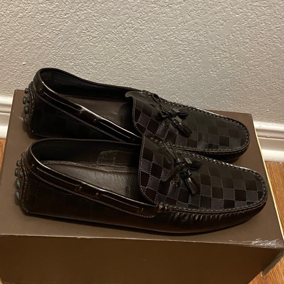 Authentic Louis Vuitton Men\'s Dark Brown Checkered Loafers